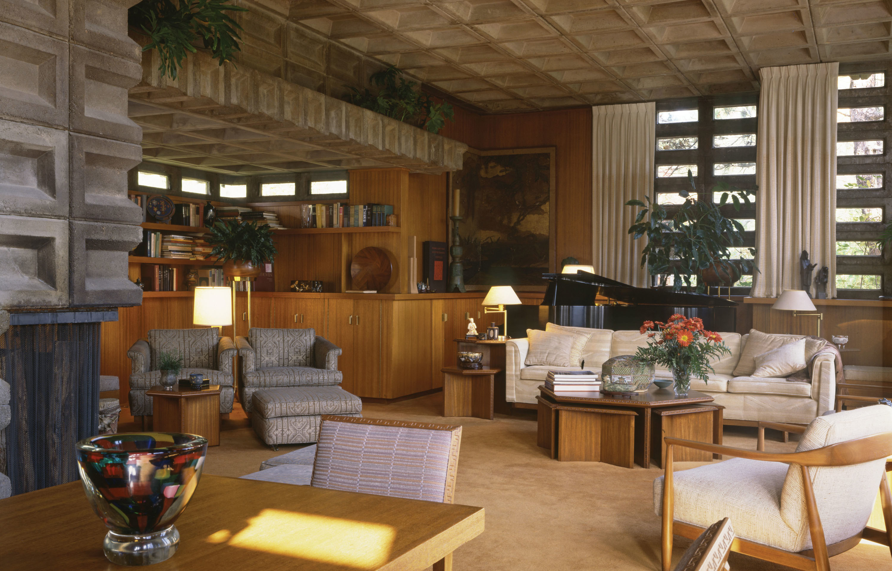 Arts Around Town Frank Lloyd Wright Interiors At Wbr Museum