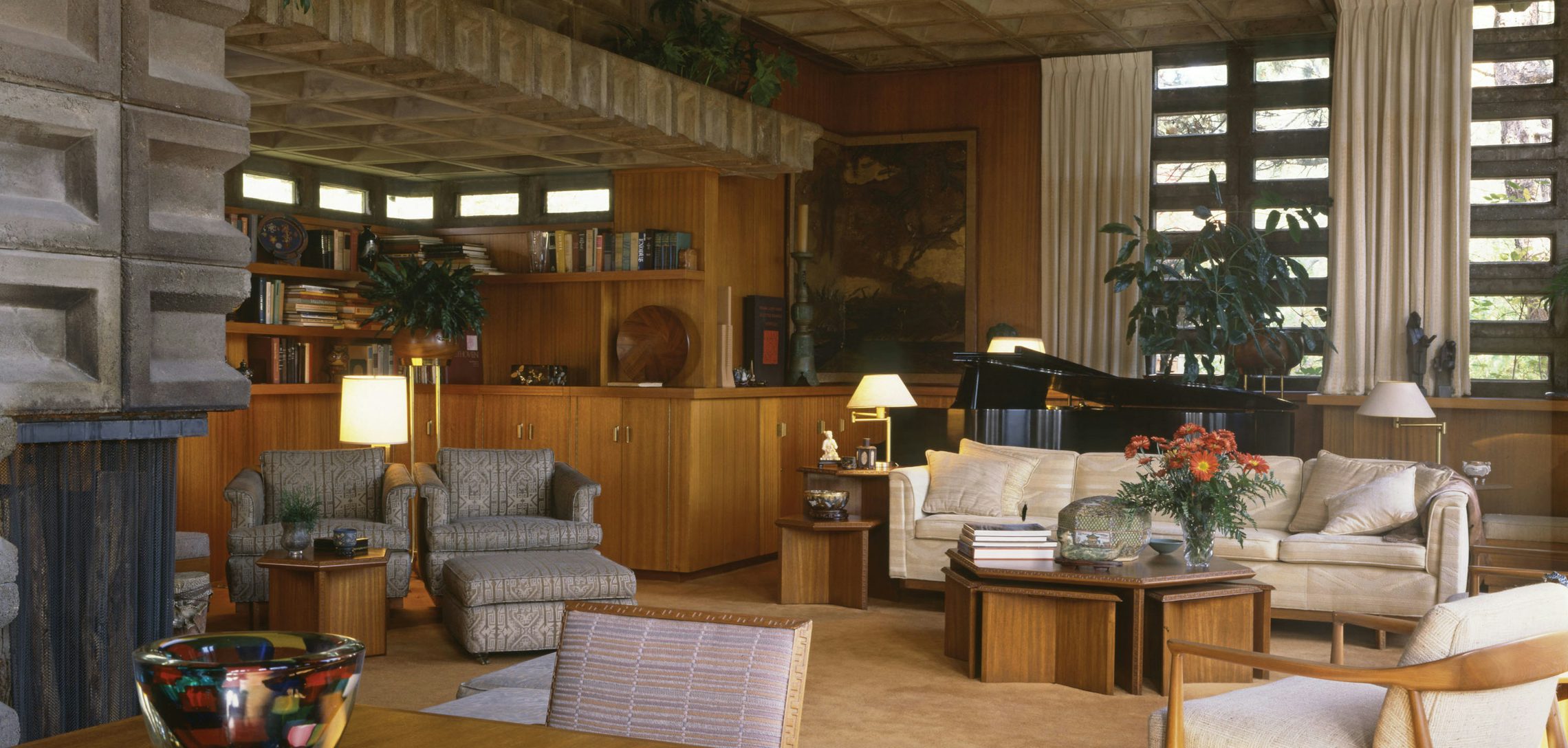 Arts Around Town Frank Lloyd Wright Interiors At Wbr Museum