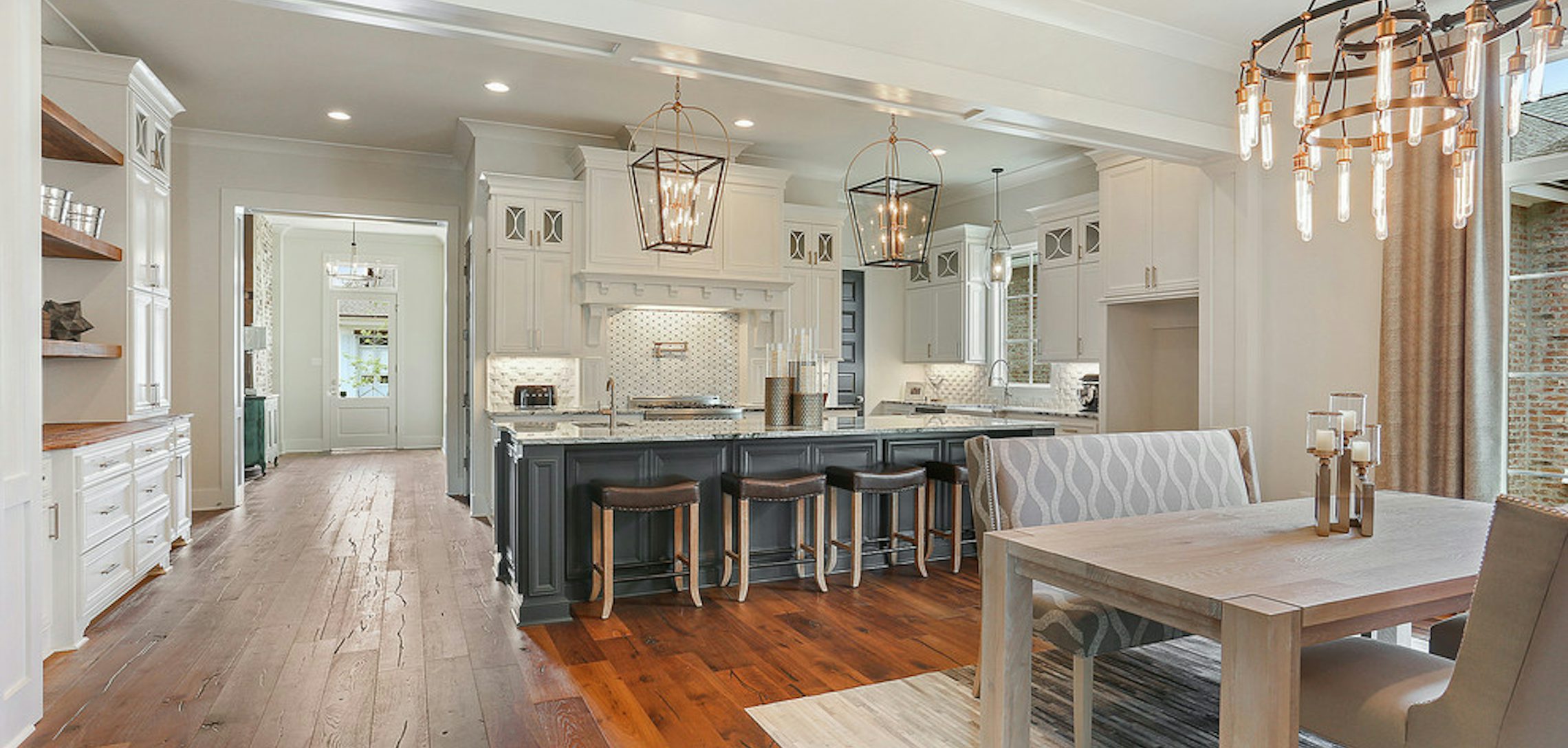 Aimee Walker Was Able To Establish A Classic Farmhouse Theme Aimee Walker Was Able To Establish A Classic Farmhouse Theme
