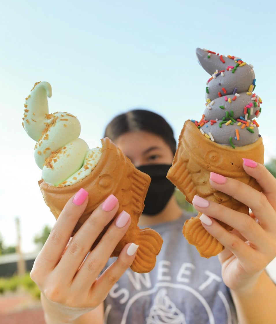 We tried authentic Asian dessert at the brand new Sweet Society